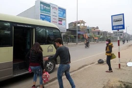 Hà Nội cắm biển 41 điểm đón, trả khách cho xe khách tuyến cố định