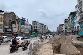 Cấm toàn bộ phương tiện rẽ trái từ Giải Phóng vào Kim Đồng trong giờ cao điểm