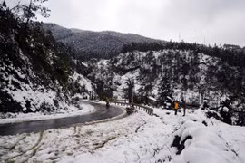 Truyền, phát bản tin thời tiết không nêu rõ nguồn có thể bị phạt tối đa 5 triệu đồng