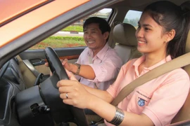 Đề xuất hạ tiêu chuẩn giáo viên dạy lái xe chỉ cần có bằng THPT 