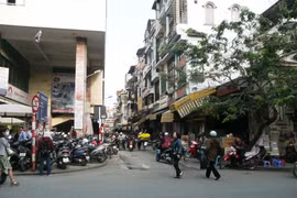 Từ hôm nay, ô tô chỉ được lưu thông 1 chiều trên phố Hàng Khoai và Cao Thắng