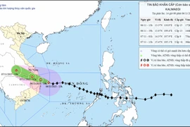 Bão Kalmaegi gây gió giật mạnh ở Hội An, đêm nay sẽ đổ bộ Quảng Ngãi- Đắk Lắk