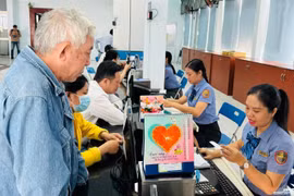 Cháy vé tàu Tết Giáp Thìn vào những ngày cao điểm