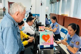 Tàu xe tức tốc tăng chuyến phục vụ người dân nghỉ Tết Dương lịch 4 ngày