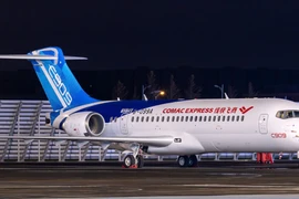 Xem xét cho máy bay Trung Quốc khai thác thương mại tại Việt Nam