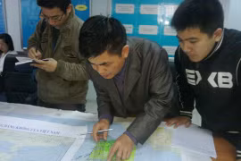 Chưa tiếp cận được mảnh vỡ nghi của máy bay mất tích