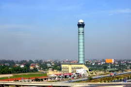 Áp dụng phương thức bay mới, rút ngắn tầm nhìn cất hạ cánh tại Nội Bài