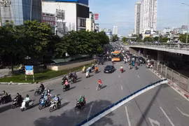 Hà Nội tiếp tục thí điểm tổ chức lại giao thông 4 nút giao thường xuyên ùn tắc thêm 3 tháng