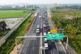 Xây dựng tiến độ mở rộng cao tốc TP.HCM- Trung Lương- Mỹ Thuận lên 6-8 làn xe