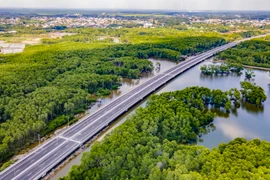 Sớm đầu tư trạm dừng nghỉ trên cao tốc Đà Nẵng-Quảng Ngãi và Bến Lức- Long Thành