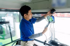 Tỷ lệ ô tô kinh doanh lắp camera hành trình còn ít, Sở Giao thông Hà Nội đốc thúc doanh nghiệp