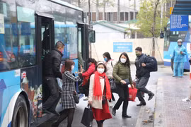 Kéo người dân đến với buýt: Làm sao để người đi xe cá nhân nhìn xe buýt với con mắt ghen tị