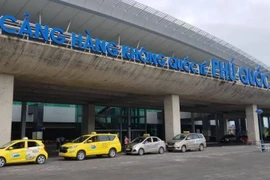 Hàng không kiến nghị mở lại đường bay quốc tế chở khách combo trong quý 4-2021