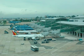 Kỷ luật hàng loạt cá nhân liên quan vụ 2 máy bay suýt va nhau