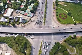 Điều chỉnh giao thông nút Cổ Linh- Đàm Quang Trung từ cuối tuần này