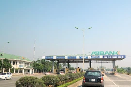 Quốc lộ 2, đoạn Nội Bài- Vĩnh Yên hư hỏng nghiêm trọng, đề nghị cảnh cáo nhà đầu tư 