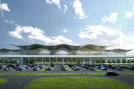 Làm sao để huy động vốn tư nhân “rót” vào cảng hàng không?