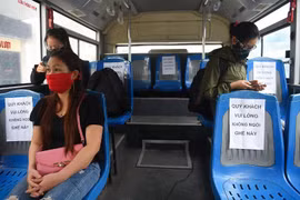 Lập biên bản nhân viên xe buýt chở quá số người theo quy định
