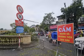 Cầu Long Biên, cầu Đuống có thể “mở cửa” lại trong sáng nay