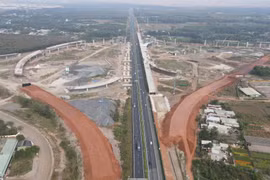 Cao tốc Biên Hòa - Vũng Tàu chưa thể khai thác tạm trong tháng 3