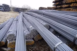 Giá thép tăng phi mã, nhà thầu dự án thành phần cao tốc Bắc- Nam méo mặt