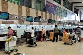 Bộ Giao thông kiểm tra việc khởi động lại hoạt động vận tải khách tại các địa phương