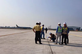 Một đường lăn sân bay Nội Bài đã sửa xong, khai thác từ sáng nay