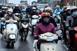 Đêm nay không khí lạnh tràn về, Bắc bộ trời rét, Trung bộ mưa lớn