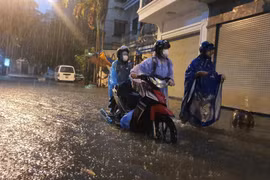 Mưa lớn ở Bắc bộ còn duy trì trong vài ngày tới, mực nước hồ thủy điện được cải thiện