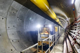 Máy TMB đào xong 650m hầm Nhổn- Ga Hà Nội, chuẩn bị vận hành robot thứ hai