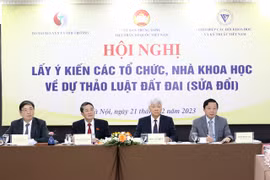 Luật Đất đai sửa đổi: Làm sao để sau thu hồi đất, người dân phải có sinh kế tốt hơn