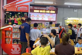 Ra mắt trạm mì Acecook tại cửa hàng ministop