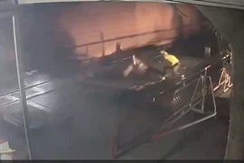 Tặng Bằng khen nhân viên gác chắn kịp thời cứu người định lao vào tàu hỏa 