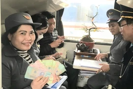 Khách bỏ quên 30 triệu đồng trên tàu ngày 29 Tết được trả lại
