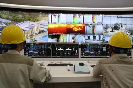 Nhà máy điện rác Sóc Sơn chính thức vận hành, đốt rác phát điện