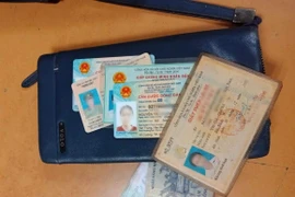 Sân bay quốc tế Nội Bài tìm chủ nhân chiếc ví bỏ quên tại Nhà ga T1 có 50 triệu đồng