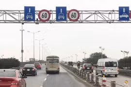 Gần 400 gối cầu cao su bản thép cầu Thanh Trì hư hỏng, sắp được sửa chữa