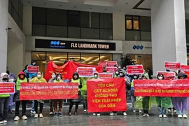 Kiểm tra, làm rõ việc người dân đội mưa đi đòi nhà ở xã hội