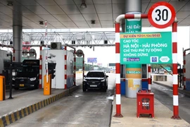 VETC lý giải vì sao xe đang dừng đỗ lại bị thu phí cao tốc