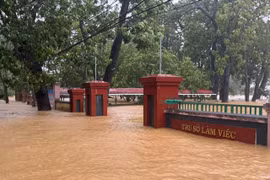 Miền Trung sắp mưa đặc biệt lớn, Bắc bộ mưa rét đầu mùa