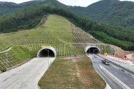 Mở rộng hầm Thần Vũ trên cao tốc Diễn Châu- Bãi Vọt với hơn 2.100 tỷ đồng