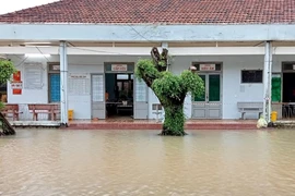 Lũ miền Trung rút nhanh, đã có 18 người chết và mất tích