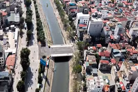 Cấm phương tiện rẽ trái và quay đầu trên đường Láng sau thông xe Vành đai 2 trên cao