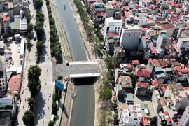 Cấm phương tiện rẽ trái và quay đầu trên đường Láng sau thông xe Vành đai 2 trên cao