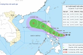 Ngày mai, áp thấp nhiệt đới đi vào Biển Đông, có thể mạnh lên thành bão