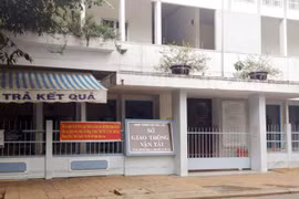 Cần Thơ tạm dừng cấp mới bằng lái xe vì hết vật liệu in