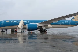 Máy bay Vietnam Airlines về Nội Bài phải chuyển hướng hạ cánh khẩn xuống Ấn Độ 