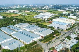 Mê Linh vẫn siết chặt hoạt động KCN Quang Minh, công trình xây dựng cấp xã trở lên hoạt động trở lại