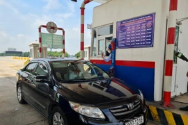 Thu phí không dừng vẫn trục trặc do nhà cung cấp chậm khắc phục