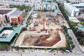 Dự án sụp móng làm sạt vỡ đường